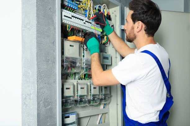 Best Emergency Electrical Repair  in Mount Olive, NC